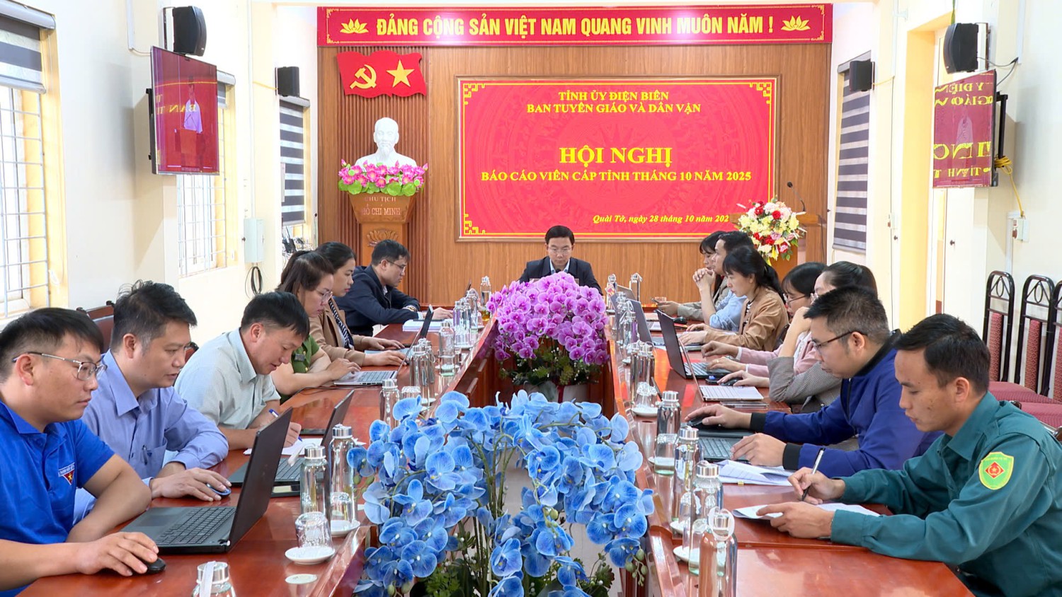 HỘI NGHỊ TRỰC TUYẾN BÁO CÁO VIÊN CẤP TỈNH THÁNG 10/2025