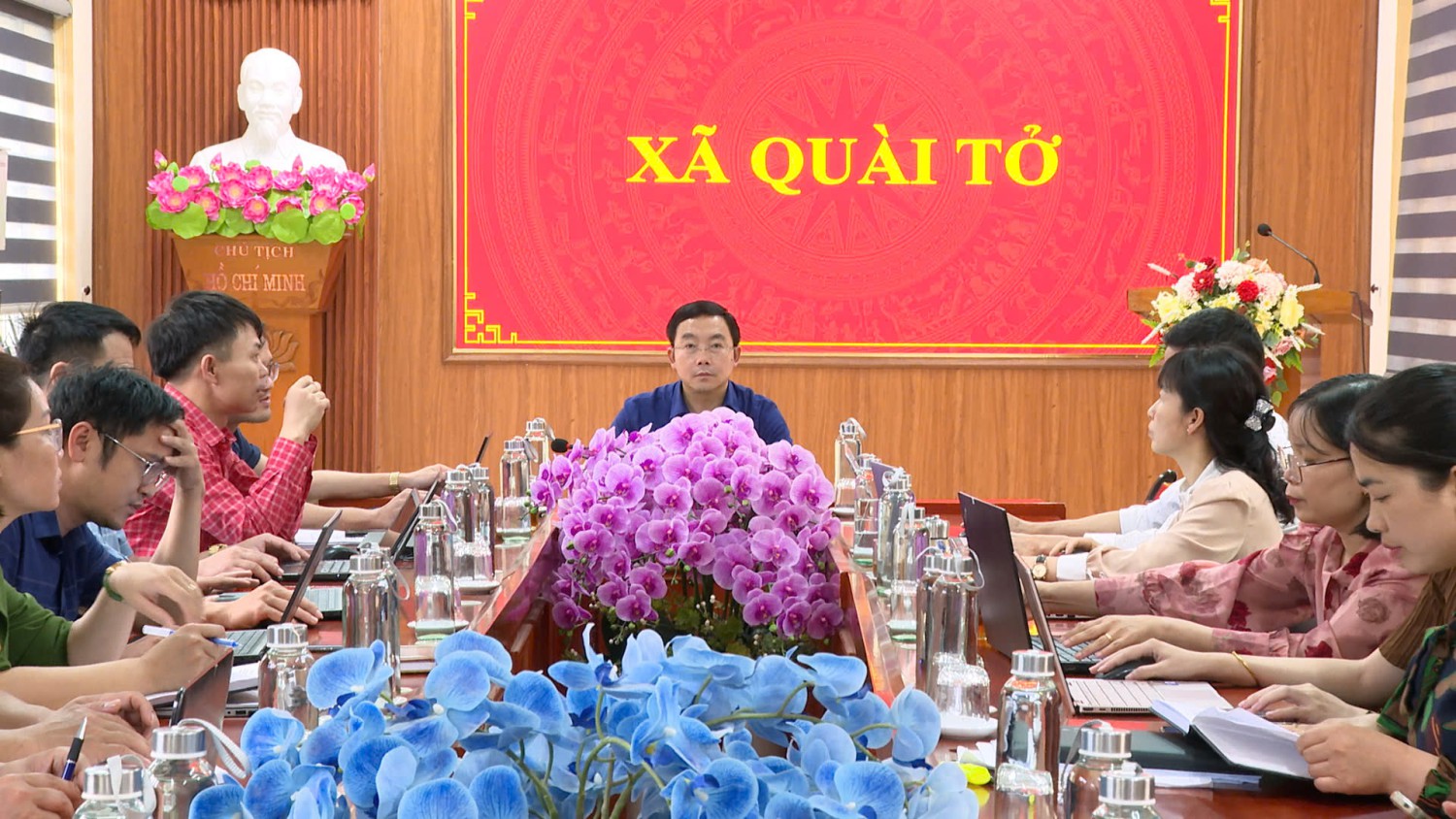 XÃ QUÀI TỞ: HỘI NGHỊ TRỰC TUYẾN TOÀN QUỐC QUÁN TRIỆT CÁC VĂN BẢN MỚI VỀ CÔNG TÁC TỔ CHỨC XÂY DỰNG ĐẢNG